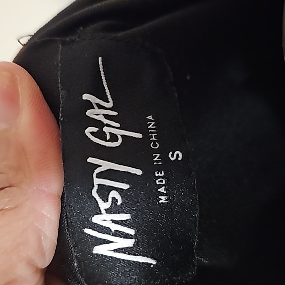 NWOT Nasty Gal cape blk one piece mini dress Sz S - Picture 6 of 11
